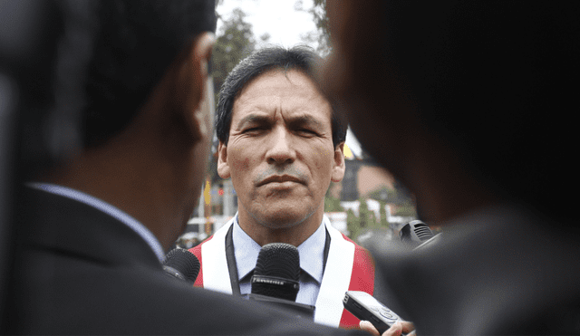 Segundo Tapia acusa persecución política tras denuncia por doble cobro de viáticos