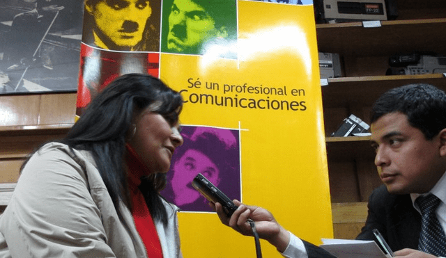 Estudiantes de audiovisuales presentan revista virtual de entrevistas