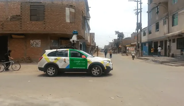 Google Maps: vecinos hallan auto de Google en Los Olivos 