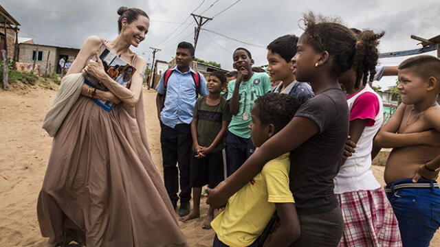 Colombia contempla nacionalizar niños venezolanos tras reunión entre Duque y Jolie