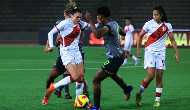 Perú y Ecuador durante el encuentro del viernes 11 de noviembre. Foto: Selección peruana/Twitter