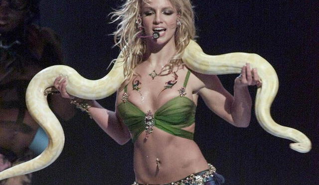 Britney Spears 2001