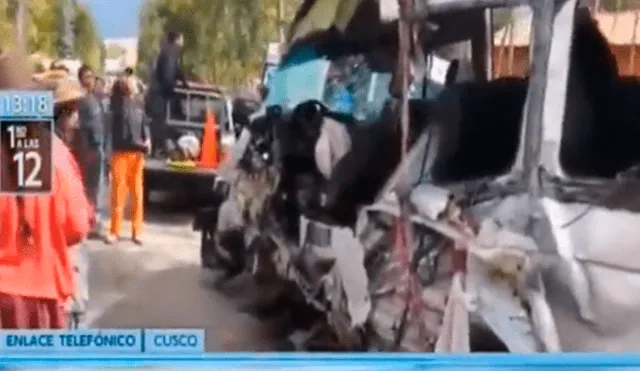 Choque entre bus interprovincial y minivan deja un muerto en Cusco