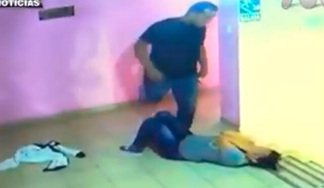 Excapitán de la PNP golpeó brutalmente a su pareja en un hotel [VIDEO]