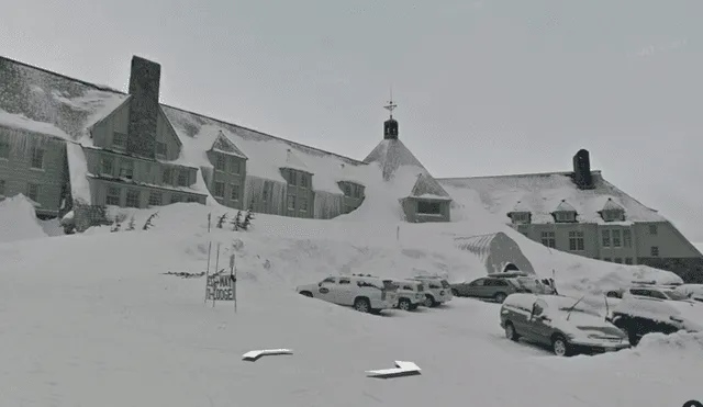 Desliza las imágenes para ver cómo luce uno de los lugares en los que se filmó El Resplandor, cinta basada en la obra de Stephen King. Fotocaptura: Google Maps.