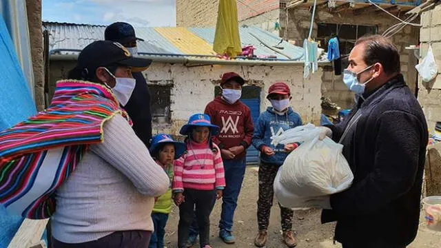 La ayuda humanitaria fue entregada a grupos familiares, así como a una madre soltera con cinco hijos, cuyo único apoyo es su abuelo.