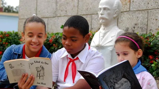 Cuba prácticamente erradicó con el analfabetismo. Foto: Difusión
