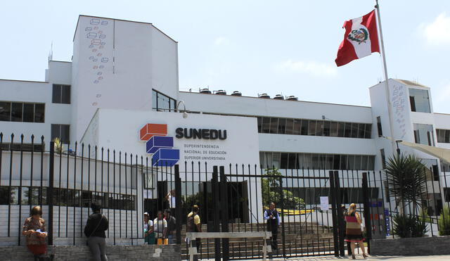 Universidad Autónoma de Ica a Sunedu: “No hacemos segunda especialización”