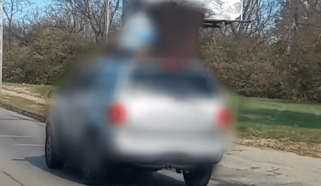 YouTube: Hombre realiza insólito acto sobre un carro que pudo terminar en tragedia [VIDEO] 