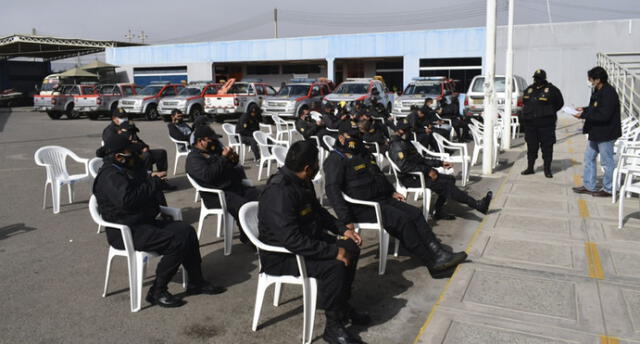 Serenos de la municipalidad de Tacna, levantaron su medida de protesta y ayer pasaron pruebas de descarte de COVID-19.