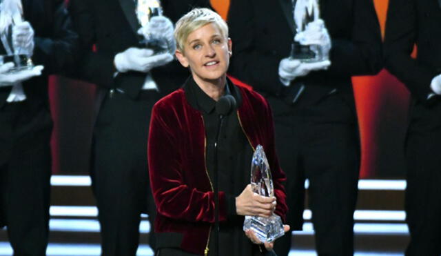 Ellen DeGeneres hace historia en los People's Choice Awards 2017 | VIDEO