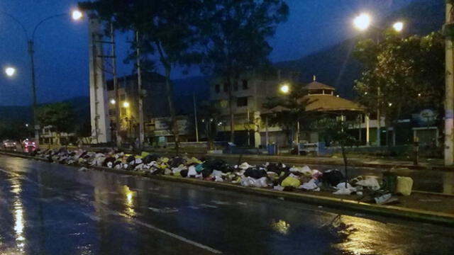 VMT: acumulación de la basura continúa en calles del distrito