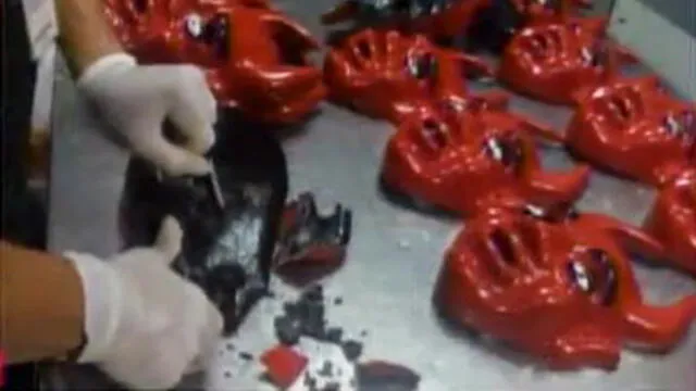 Narcotraficantes enviaban cocaína a Europa camuflada en juguetes y máscaras