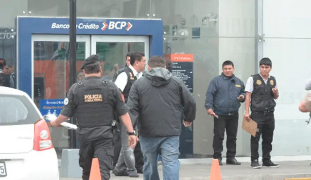 Delincuentes asaltan banco en San Juan de Lurigancho