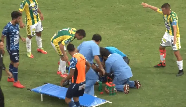 Twitter: Futbolista sufre fractura de cráneo tras recibir un brutal codazo [VIDEO]