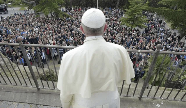 Papa Francisco aconsejó recurrir a psiquiatra para tratar homosexualidad