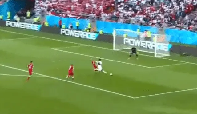 Perú vs Dinamarca: la gran ocasión que desperdició Jefferson Farfán [VIDEO]