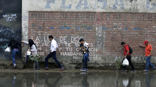 El hecho ocurre casi un año después del gran aniego que generó daños y afectó a miles de familias.