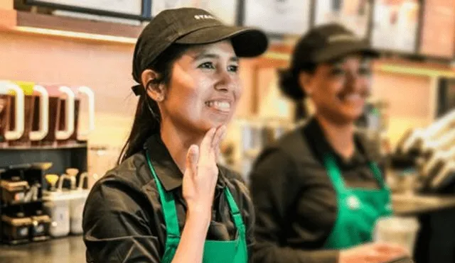 Peruana trabaja en el primer local de Starbucks para sordos [VIDEO]  