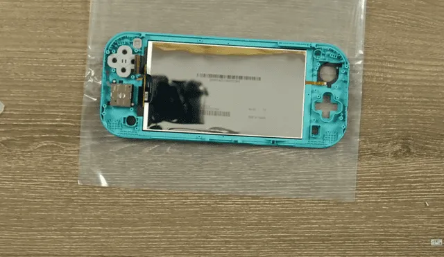 Logran mandar la señal de video de Nintendo Switch Lite a una TV.