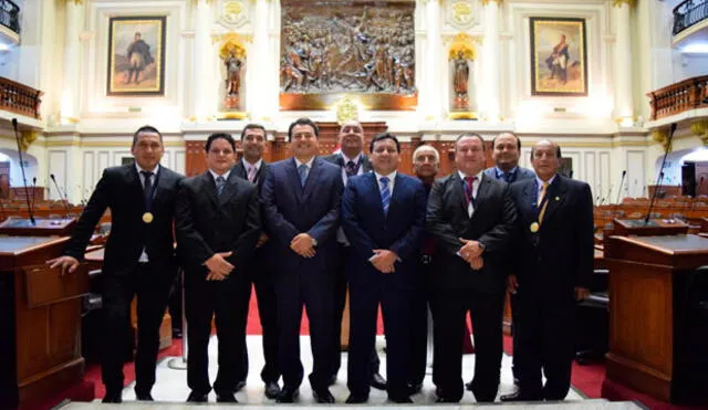Directivos de CAC San Lorenzo recibieron reconocimiento en parlamento nacional