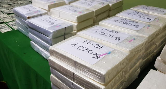 Tacna: Policía allana vivienda y encuentra armas, 160 kilos de droga y 72 mil dólares [VIDEO]