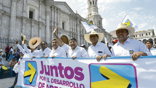 Victor Hugo Rivera y Alvarez en campaña