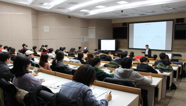 El Instituto Nacional para la Educación Internacional de la República de Corea ofrece becas para estudios universitarios en el país asiático. Foto: Enago