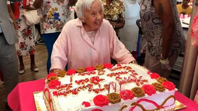 Mujer cumple 107 años y revela que su secreto para vivir tanto fue no casarse