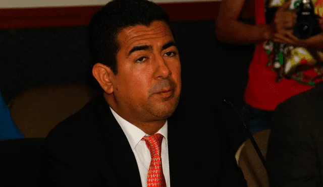 Carlos Moreno: "Ojalá los socios no hagan desastre cuando se les devuelva el club"