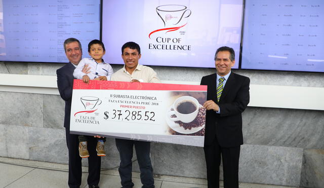 Cafetalero cusqueño ganó 4.500 dólares por quintal en subasta electrónica 
