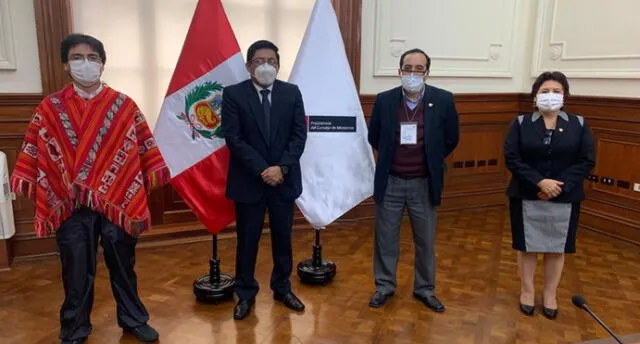 Gobernador de Cusco sostuvo reunión con premier Vicente Zeballos.
