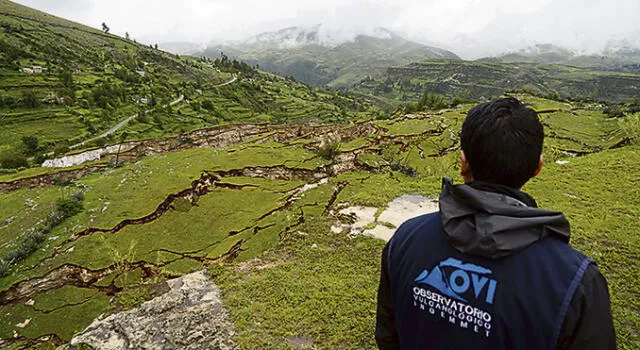 Cusco: Ingemmet evaluará deslizamiento de tierra en comunidad de Lluto