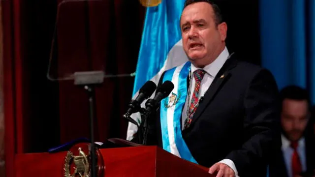 Alejandro Giammattei juramentó como nuevo presidente de Guatemala y rompió relaciones con el régimen de Maduro. Foto: El País