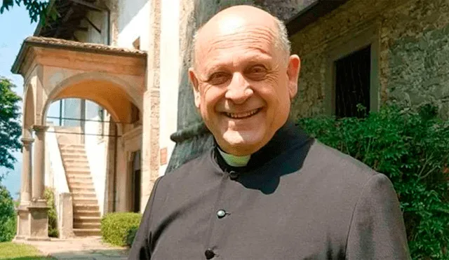El párroco de 72 años decidió donar el aparato a un hombre más joven que también padecía del COVID-19 en Italia.