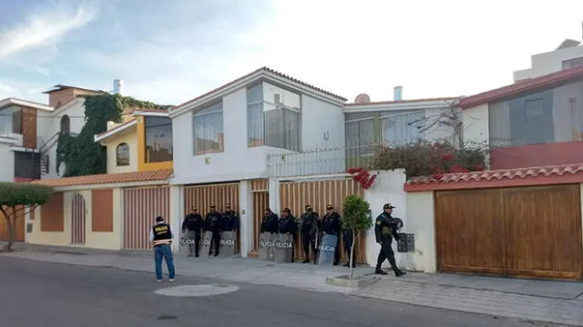 En Arequipa y Puno incautan cinco casas del ex alcalde de Azángaro Efraín Murillo [FOTOS Y VIDEO]