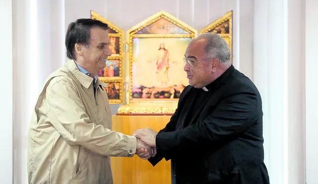 Bolsonaro y Haddad buscan el voto de la fe