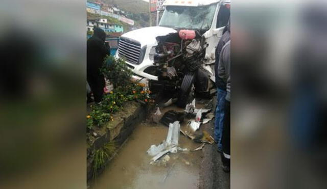 Huancayo: Choque entre bus y camión dejó 31 heridos