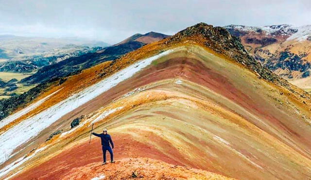 La 'montaña de siete colores limeña' se ha vuelto turístico favorito de muchos peruanos. Foto: Viajar me hace feliz