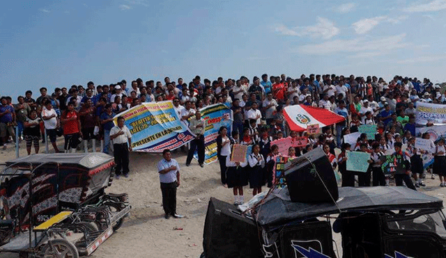 Pescadores artesanales de Ilo protestan tras renuncia de ministro de Producción