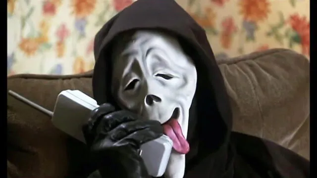 La primera entrega de Scary Movie se basó en la película de terror Scream. (Foto: Youtube)