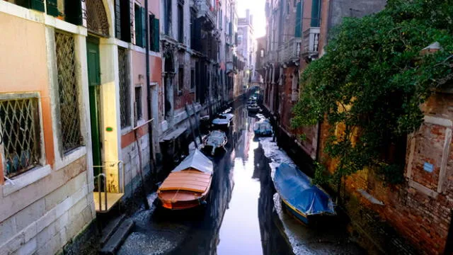 Venecia es perjudicada por periodo de sequía. Foto: Manuel Silvestri / Reuters