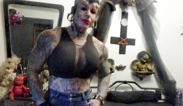 María José Cristerna, conocida por sus modificaciones corporales, también es la mujer más tatuada del mundo. Foto: Instagram.