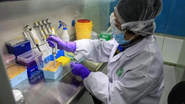 Desarrollo de vacuna contra el coronavirus. Foto: AFP.