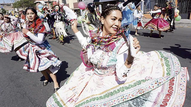 Comunidades campesinas participaron de pasacalle en Arequipa