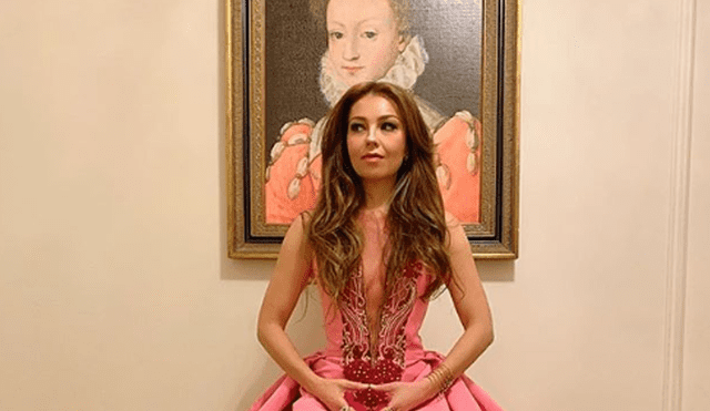 Thalía conmueve tras dedicar desgarradora canción a su novio fallecido