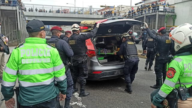 Accidente vehícular  deja gravemente herido a un policía de tránsito  y un transeúnte. Créditos: María Pía Ponce/ URPI-GLR