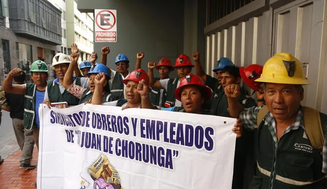 Trabajadores denuncian a minera por delito de apropiación ilícita de 2 millones de soles