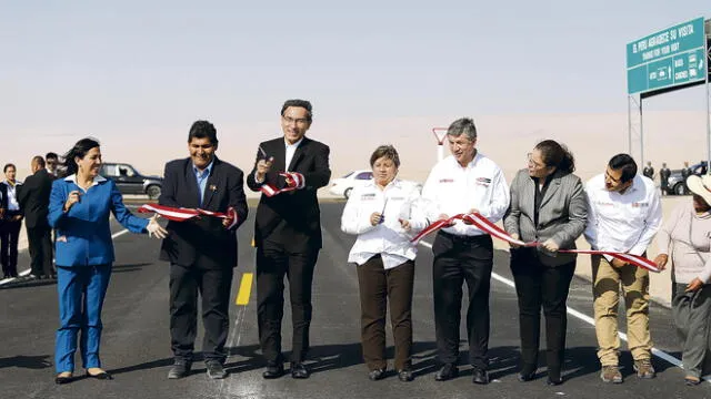 Presidente Vizcarra inaugura camino vecinal Puente Los Palos-Santa Rosa-Complejo Aduanero Santa Rosa.