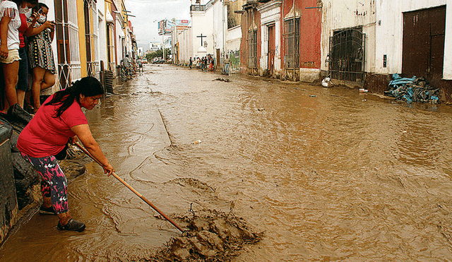 El 2017. Huaicos asolaron Trujillo al desbordarse quebradas.